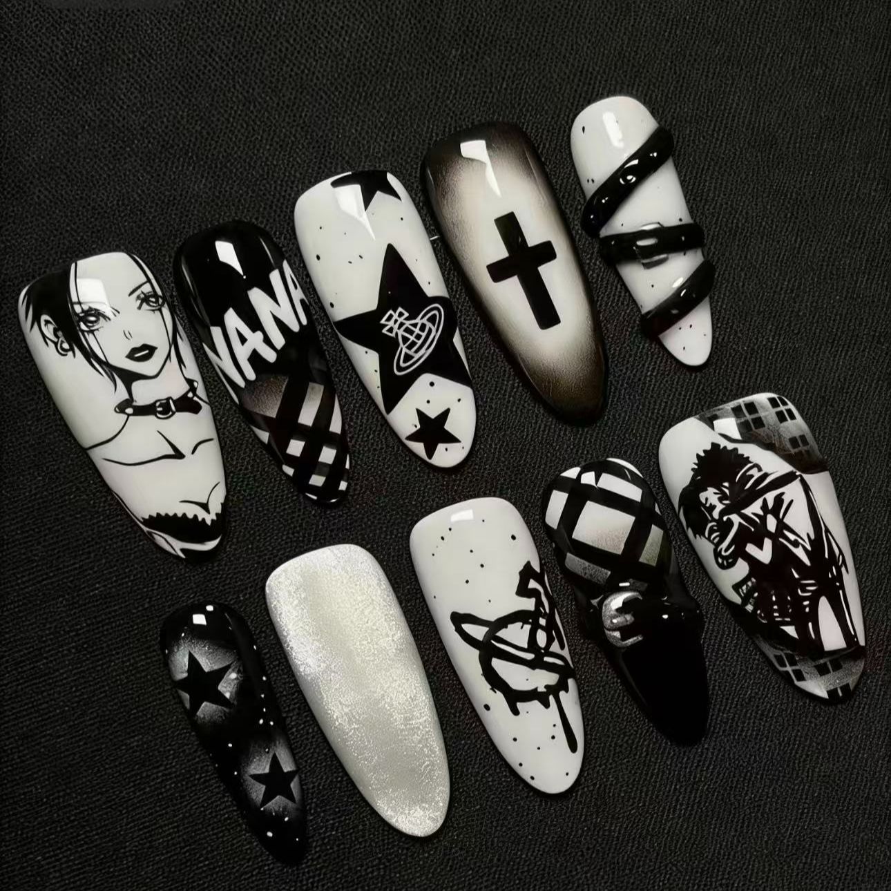 NANA Punk Style Nails Dark Aes - Nail Art recension och pris